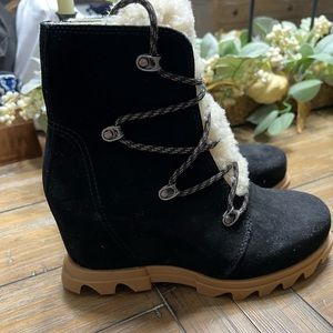 Sorel Women's Joan of Arctic Boot